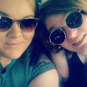 Meet your Posher, Chloe